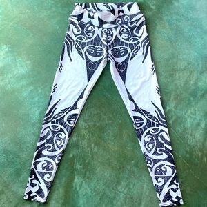 Tribal Motif Stretch Womens Yoga Leggings Small